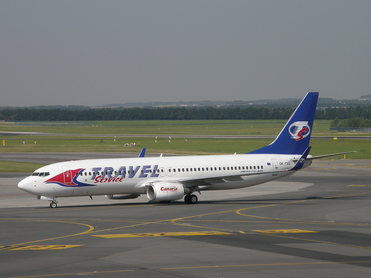 B737-8Q8 Travel Service OK-TVJ Prague_Ruzyne August_01_2009