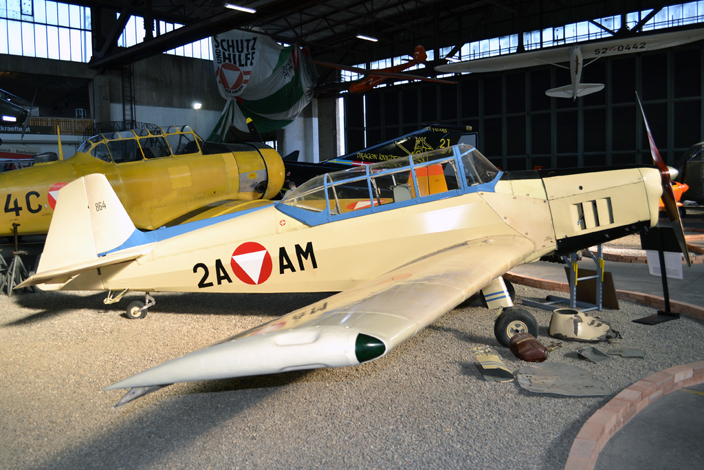 Zlin Z-126T Trener Austria Air Force 2A-AM Zeltweg (LOXZ) July_01_2011