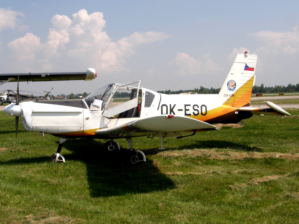 Zlin Z-42MU Heritage of Flying Legends OK-ESO Hradec_Kralove (LKHK) May_21_2011