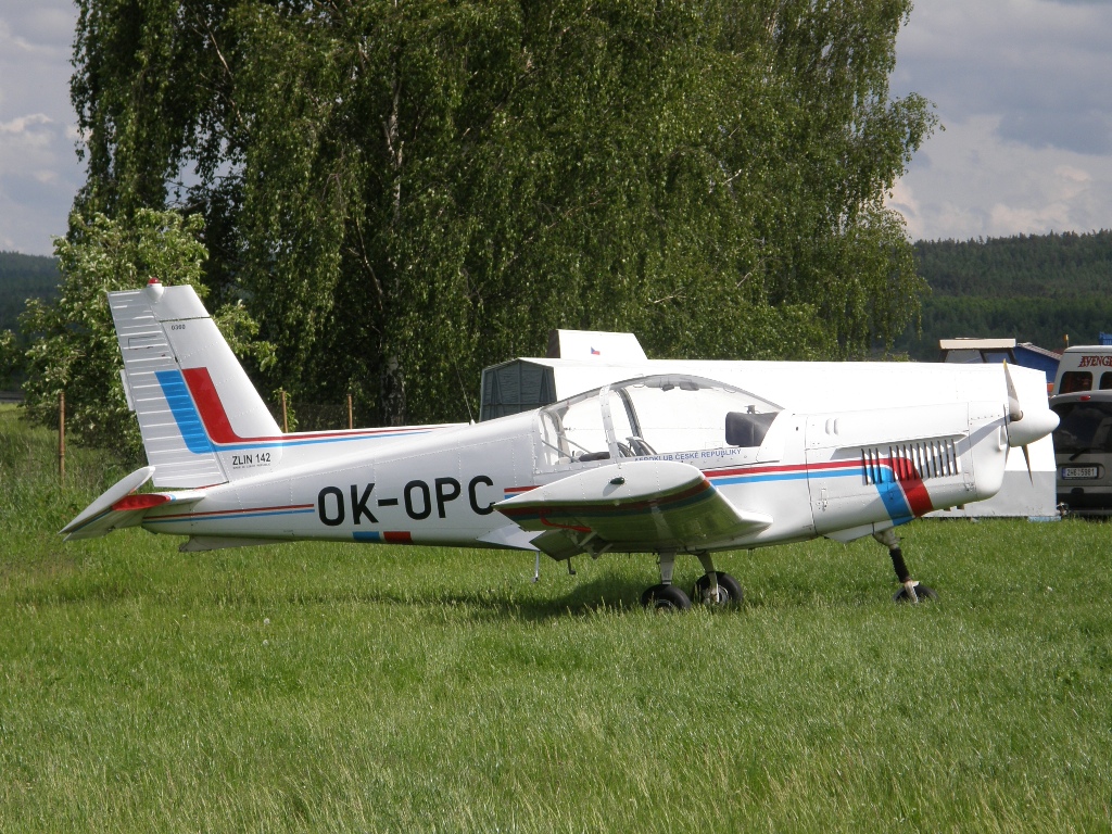 Zlin Z-142 Aeroklub Ceske Republiky OK-OPC Pribram_Dlouha_Lhota (LKPM) May_30_2010