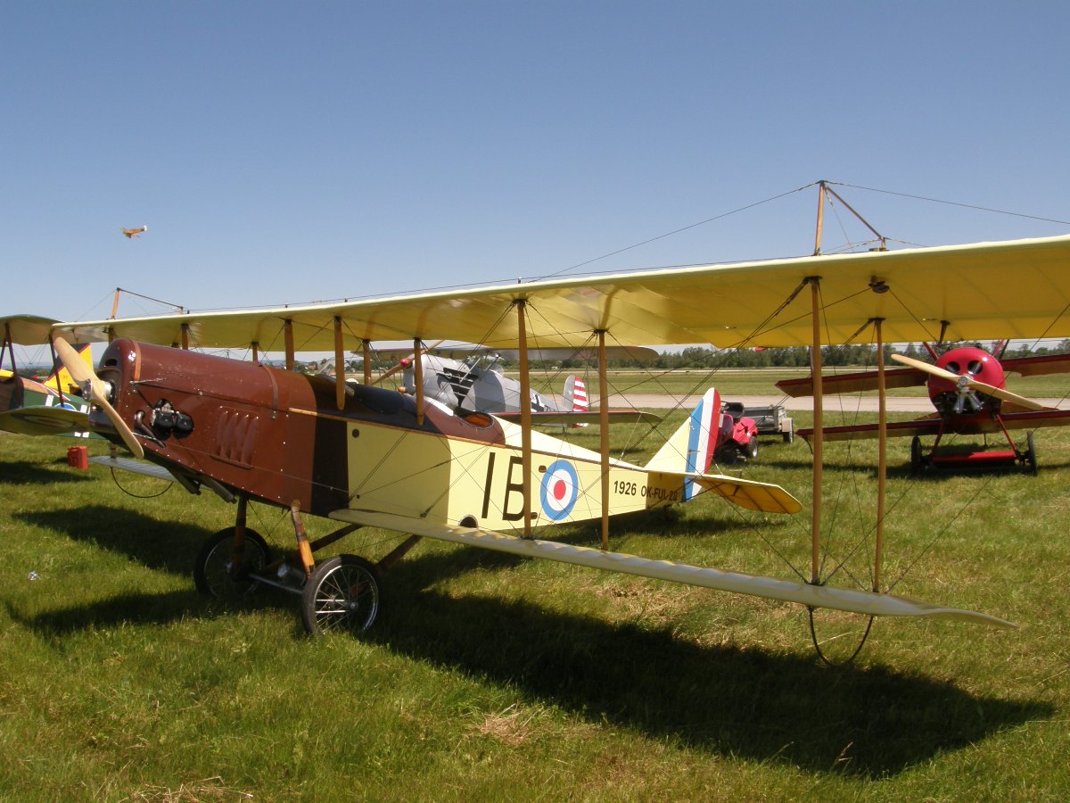 Curtiss JN-4 Jenny Untitled (Letajici Cirkus) OK-FUL-28 Hradec_Kralove (LKHK) June_13_2009