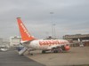 B737-73V EasyJet Airline G-EZJP London_Luton February_27_2009